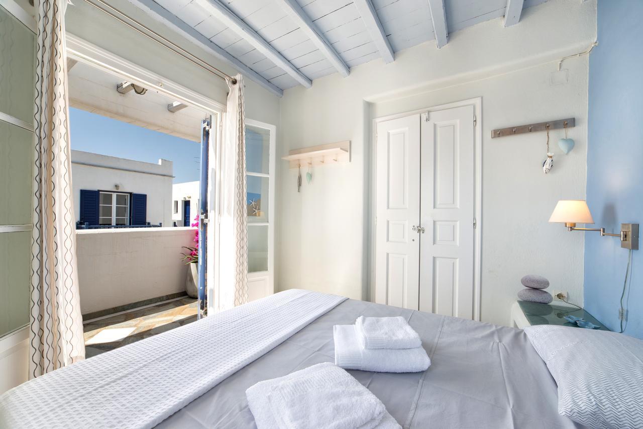 Pure White 1Bd House With Amazing Sea Views In Naousa Esterno foto